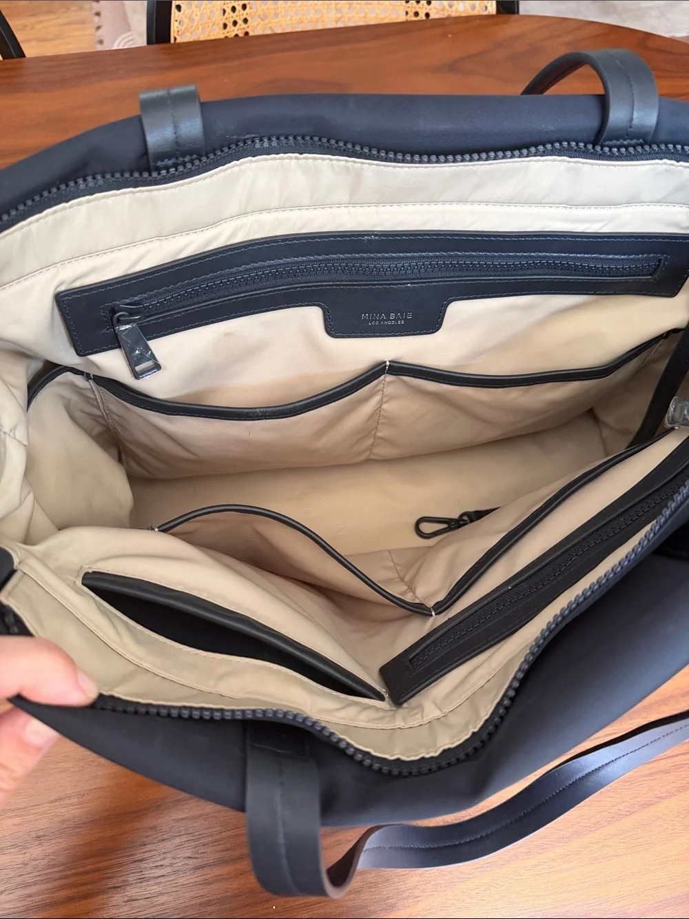 Mina Baie Nika Tote Nylon